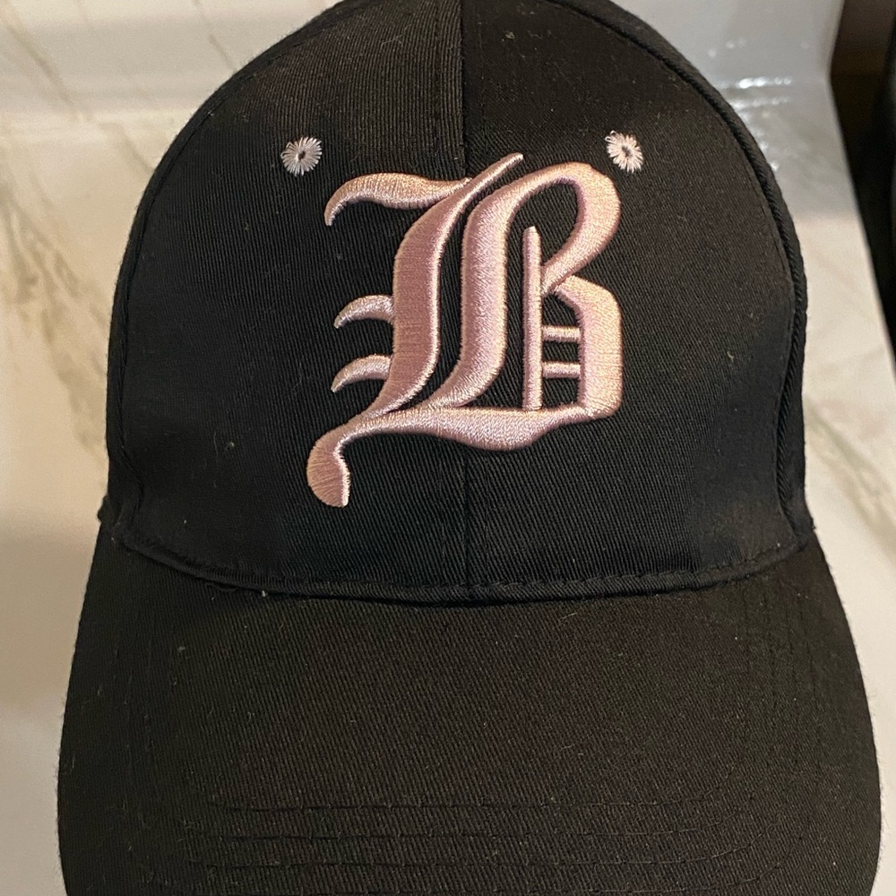 1868 Burisil Mountain B Pink/Black Snapback Cap